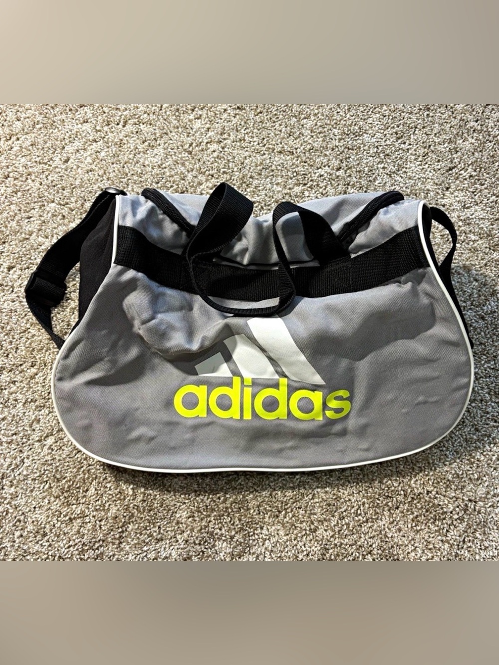 adidas Diablo Gray/Black Medium Duffle Gym Bag 20L Zip Adjustable Strap